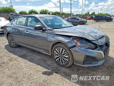 Czwarte zdjęcie samochodu z boku: 2025 NISSAN ALTIMA SV VIN:1N4BL4DW5SN427594 - miniatura
