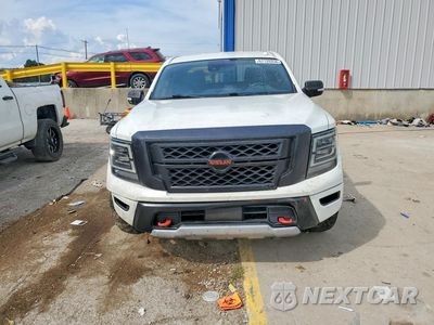 Piąte zdjęcie samochodu w środku: 2020 NISSAN TITAN PRO-4X VIN:1N6AA1ED5LN508293 - miniatura