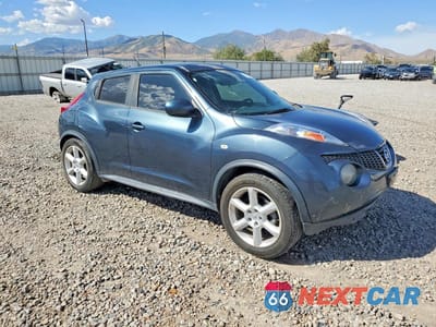 Czwarte zdjęcie samochodu z boku: 2014 NISSAN JUKE S VIN:JN8AF5MRXET455070 - miniatura