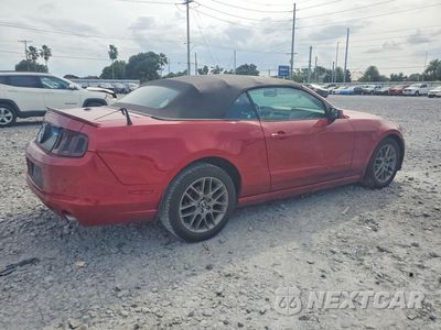 Trzecie zdjęcie samochodu z tyłu: 2014 FORD MUSTANG VIN:1ZVBP8EM4E5268071 - miniatura