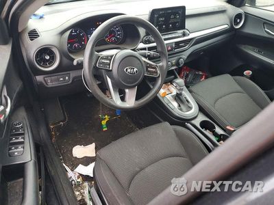 Zdjęcie 8 z 12 samochodu: 2020 KIA FORTE LXS VIN:3KPF24AD9LE173783 - miniatura