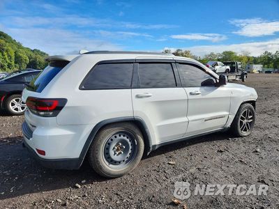Trzecie zdjęcie samochodu z tyłu: 2017 JEEP GRAND CHEROKEE TRAILHAWK VIN:1C4RJFLG9HC663187 - miniatura