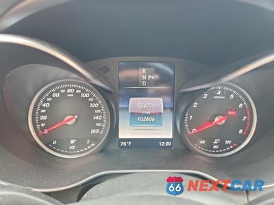 Zdjęcie 9 z 12 samochodu: 2016 MERCEDES-BENZ C 300 VIN:55SWF4JB0GU101355 - miniatura
