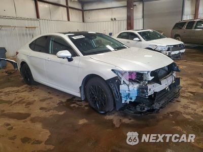 Czwarte zdjęcie samochodu z boku: 2025 TOYOTA CAMRY XLE VIN:4T1DBADK0SU034685 - miniatura
