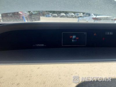 Zdjęcie 9 z 12 samochodu: 2017 TOYOTA PRIUS TWO ECO VIN:JTDKARFU1H3042286 - miniatura