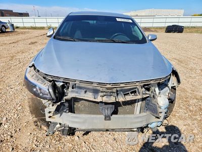 Piąte zdjęcie samochodu w środku: 2017 CHEVROLET MALIBU LT VIN:1G1ZE5ST6HF195178 - miniatura