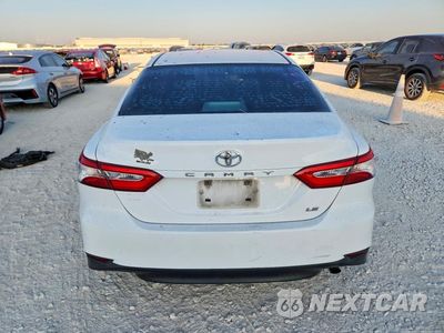Zdjęcie 6 z 13 samochodu: 2018 TOYOTA CAMRY LE VIN:4T1B11HK0JU066586 - miniatura