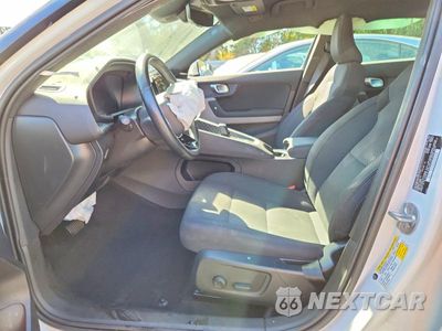 Zdjęcie 7 z 13 samochodu: 2023 POLESTAR 2 VIN:YSMEG3KA4PL141322 - miniatura