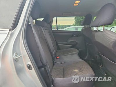Zdjęcie 10 z 13 samochodu: 2023 TOYOTA HIGHLANDER LE VIN:5TDKDRAH4PS502457 - miniatura