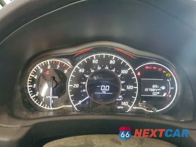 Zdjęcie 9 z 12 samochodu: 2016 NISSAN VERSA NOTE SV VIN:3N1CE2CP5GL357290 - miniatura