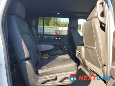 Zdjęcie 11 z 13 samochodu: 2022 GMC YUKON XL DENALI VIN:1GKS2JKL7NR296755 - miniatura