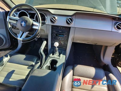 Zdjęcie 8 z 13 samochodu: 2007 FORD MUSTANG GT VIN:1ZVHT85H475344500 - miniatura