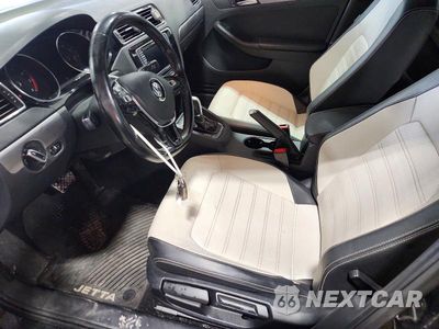 Zdjęcie 7 z 12 samochodu: 2016 VOLKSWAGEN JETTA SPORT VIN:3VWD17AJ9GM411321 - miniatura