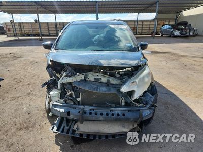 Piąte zdjęcie samochodu w środku: 2015 NISSAN VERSA NOTE SV VIN:3N1CE2CP5FL357630 - miniatura