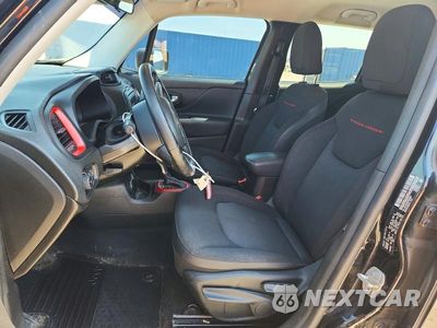 Zdjęcie 7 z 13 samochodu: 2017 JEEP RENEGADE TRAILHAWK VIN:ZACCJBCB6HPG60651 - miniatura