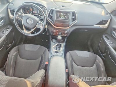 Zdjęcie 8 z 12 samochodu: 2016 JEEP CHEROKEE LATITUDE VIN:1C4PJMCB1GW316367 - miniatura