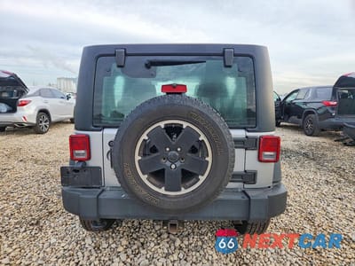 Zdjęcie 6 z 13 samochodu: 2014 JEEP WRANGLER UNLIMITED SPORT VIN:1C4BJWDG4EL306074 - miniatura