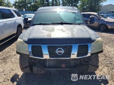 Piąte zdjęcie samochodu w środku: 2015 NISSAN TITAN SV VIN:1N6AA0EC3FN500196 - miniatura