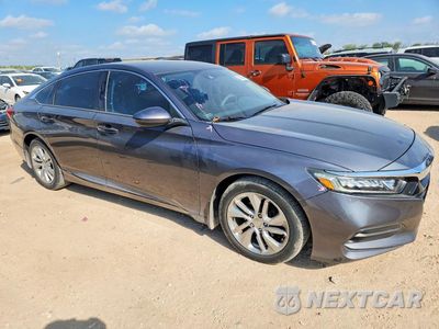 Czwarte zdjęcie samochodu z boku: 2018 HONDA ACCORD LX VIN:1HGCV1F11JA076005 - miniatura