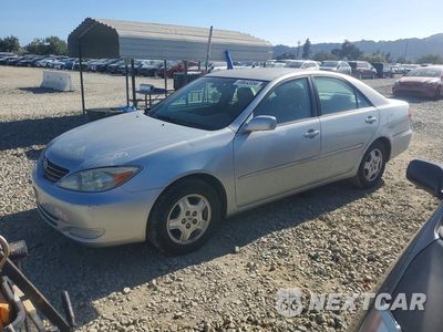 2002 TOYOTA CAMRY LE V6 4T1BF30K52U521331 - główne zdjęcie licytacji z USA - miniatura