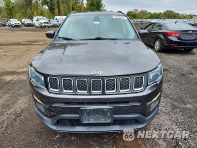 Piąte zdjęcie samochodu w środku: 2019 JEEP COMPASS LATITUDE VIN:3C4NJDBB7KT792534 - miniatura