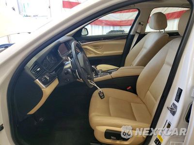 Zdjęcie 7 z 12 samochodu: 2016 BMW 528 XI VIN:WBA5A7C53GG149732 - miniatura