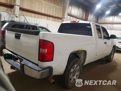 Trzecie zdjęcie samochodu z tyłu: 2010 CHEVROLET SILVERADO K1500 LT VIN:1GCSKSEAXAZ295993 - miniatura