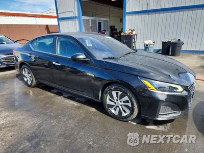 Czwarte zdjęcie samochodu z boku: 2023 NISSAN ALTIMA S VIN:1N4BL4BV1PN418621 - miniatura