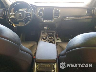 Zdjęcie 8 z 14 samochodu: 2016 VOLVO XC90 T6 VIN:YV4A22PKXG1024549 - miniatura