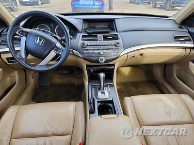 Zdjęcie 8 z 12 samochodu: 2012 HONDA ACCORD SE VIN:1HGCP2F63CA201486 - miniatura