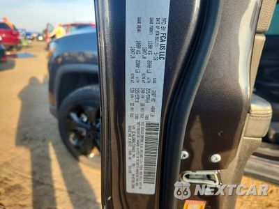 Zdjęcie 12 z 12 samochodu: 2018 JEEP COMPASS LATITUDE VIN:3C4NJDBB8JT394912 - miniatura