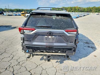 Zdjęcie 6 z 13 samochodu: 2025 TOYOTA RAV4 XSE VIN:JTMFB3FV7SD235418 - miniatura