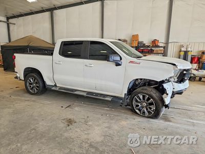 Czwarte zdjęcie samochodu z boku: 2021 CHEVROLET SILVERADO K1500 RST VIN:1GCUYEED3MZ108410 - miniatura