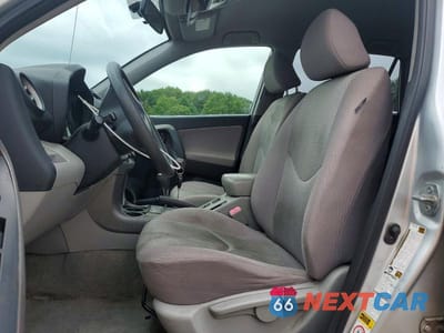 Zdjęcie 7 z 13 samochodu: 2007 TOYOTA RAV4 BASE VIN:JTMBK35V675039259 - miniatura