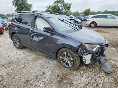 Czwarte zdjęcie samochodu z boku: 2018 TOYOTA RAV4 HYBRID XLE VIN:JTMRJREV3JD216397 - miniatura