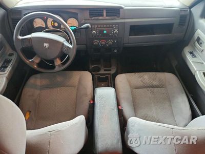 Zdjęcie 8 z 12 samochodu: 2008 DODGE DAKOTA SXT VIN:1D3HE38K28S552845 - miniatura
