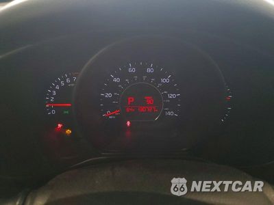 Zdjęcie 9 z 14 samochodu: 2019 KIA SOUL + VIN:KNDJP3A55K7691404 - miniatura
