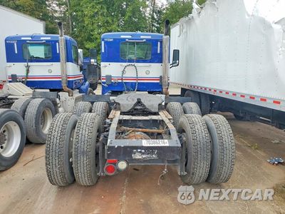 Zdjęcie 6 z 13 samochodu: 2017 PETERBILT 579 SEMI TRUCK VIN:1XPBDP9X2HD432145 - miniatura