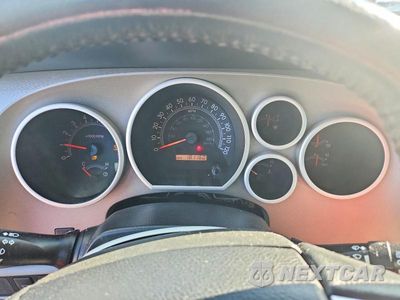 Zdjęcie 9 z 14 samochodu: 2016 TOYOTA SEQUOIA SR5 VIN:5TDBY5G18GS142553 - miniatura
