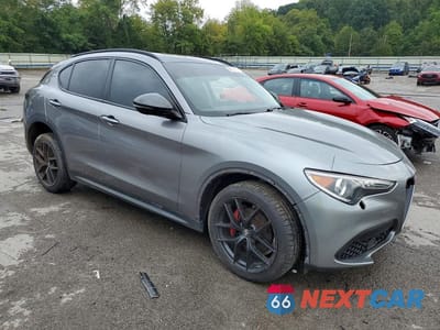 Czwarte zdjęcie samochodu z boku: 2019 ALFA ROMEO STELVIO VIN:ZASPAKAN4K7C38940 - miniatura