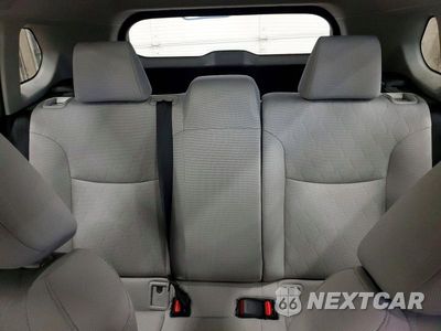 Zdjęcie 10 z 14 samochodu: 2026 TOYOTA COROLLA CROSS L VIN:7MUAAABGXTV149248 - miniatura