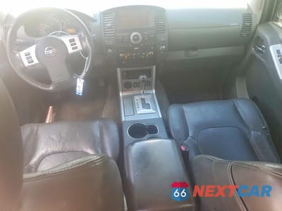 Zdjęcie 8 z 14 samochodu: 2011 NISSAN PATHFINDER S VIN:5N1AR1NN6BC634981 - miniatura