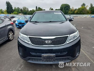 Piąte zdjęcie samochodu w środku: 2014 KIA SORENTO LX VIN:5XYKTCA65EG486715 - miniatura