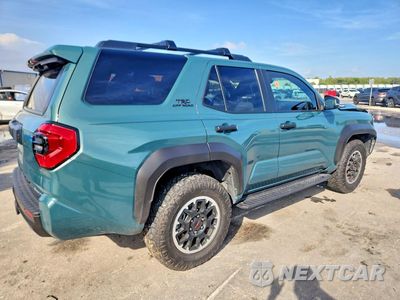 Trzecie zdjęcie samochodu z tyłu: 2025 TOYOTA 4RUNNER TRD OFF-ROAD HV VIN:JTEVB5BR7S5018215 - miniatura