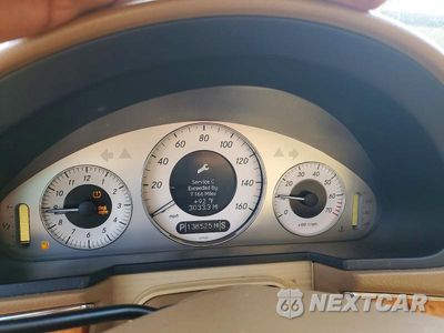 Zdjęcie 9 z 12 samochodu: 2008 MERCEDES-BENZ E 350 4MATIC VIN:WDBUF87X78B255602 - miniatura