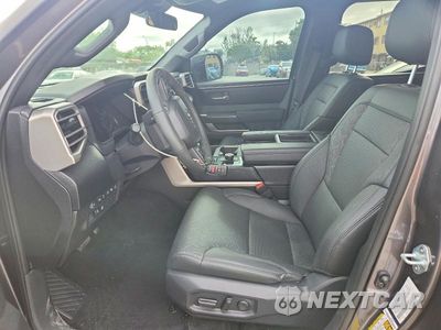 Zdjęcie 7 z 12 samochodu: 2025 TOYOTA TUNDRA SR5 VIN:5TFLA5AB1SX045059 - miniatura