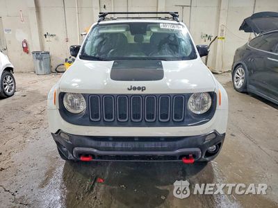 Piąte zdjęcie samochodu w środku: 2016 JEEP RENEGADE TRAILHAWK VIN:ZACCJBCT1GPD56702 - miniatura