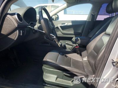 Zdjęcie 7 z 13 samochodu: 2010 AUDI A3 PREMIUM VIN:WAUBEBFM4AA115936 - miniatura
