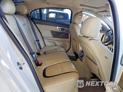 Zdjęcie 10 z 12 samochodu: 2013 JAGUAR XF SUPERCHARGED VIN:SAJWA0HE6DMS67179 - miniatura