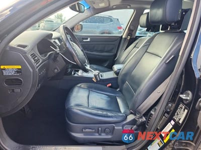 Zdjęcie 7 z 13 samochodu: 2012 HYUNDAI GENESIS 5.0L VIN:KMHGC4DH3CU183609 - miniatura